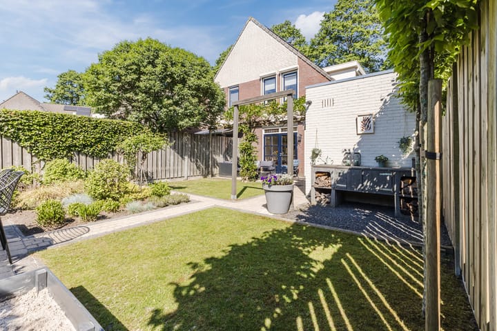 Foto 4 van Haagwinde 2