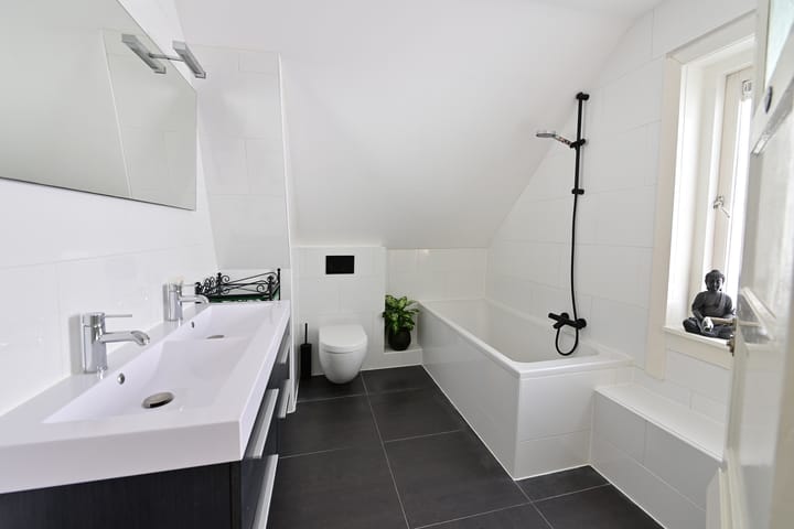 Photo 20 of Loosdrechtseweg 96