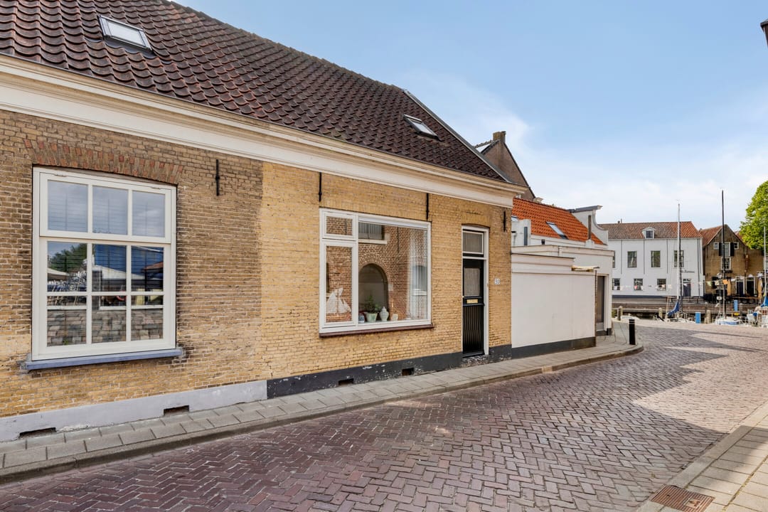 Foto 1 van Spuistraat 30