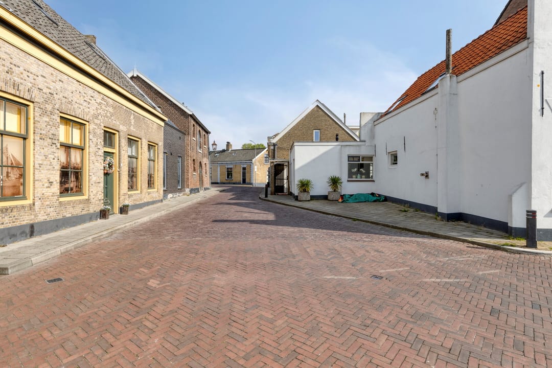 Foto 32 van Spuistraat 30