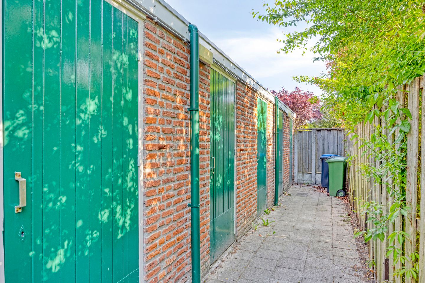 Foto 25 van Dr. Van Damstraat 182