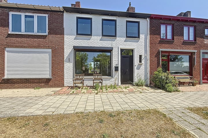 Dorpsstraat 47