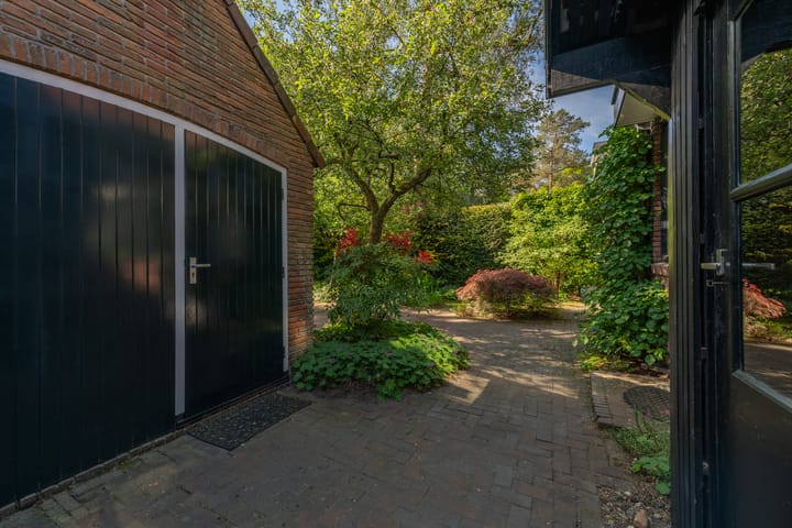 Foto 41 van Graaf Janlaan 84