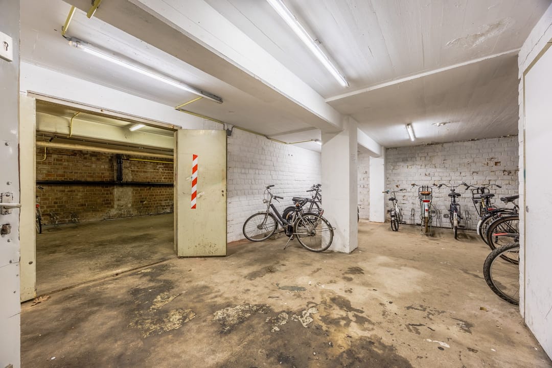 Photo 31 of Burchtstraat 82