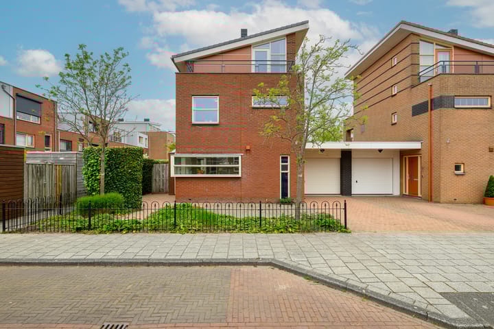 Foto 2 van Hofje van Maat 32