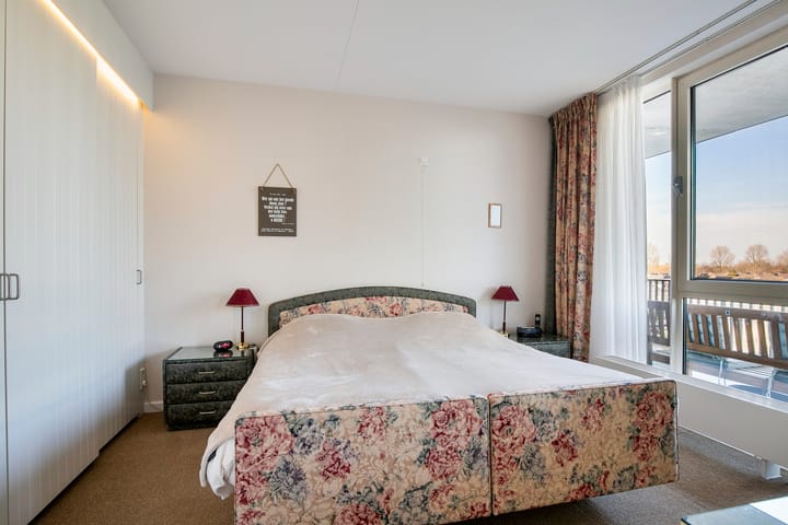 Foto 24 van Buizerdhof 371