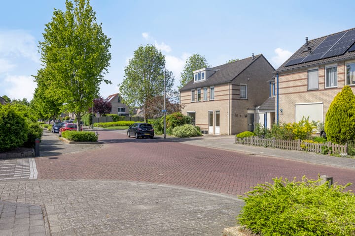 Photo 6 of Kamperfoelielaan 31