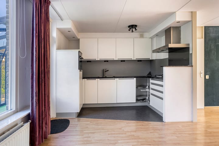 Photo 11 of Kamperfoelielaan 31