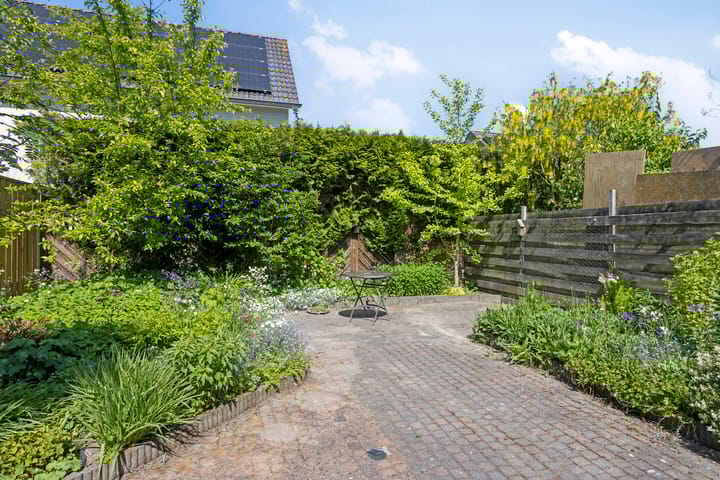 Photo 24 of Kamperfoelielaan 31