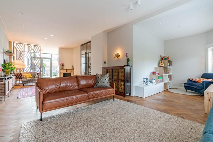 Foto 14 van Teding van Berkhoutlaan 3