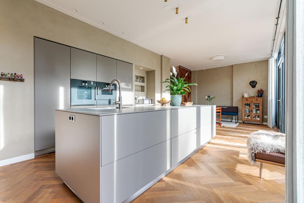 Photo 22 of Teding van Berkhoutlaan 3