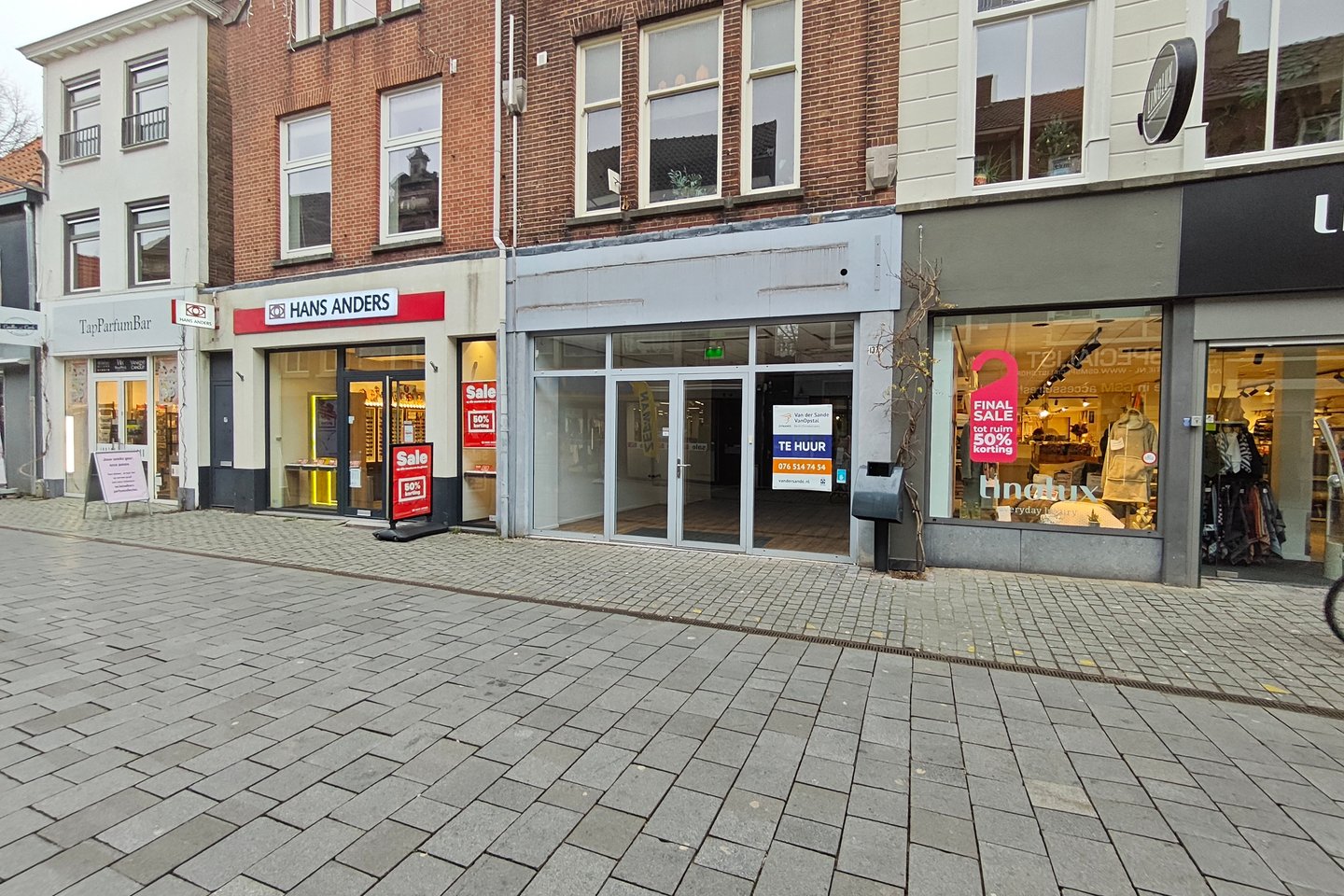 View photo 2 of Ginnekenstraat 137-C