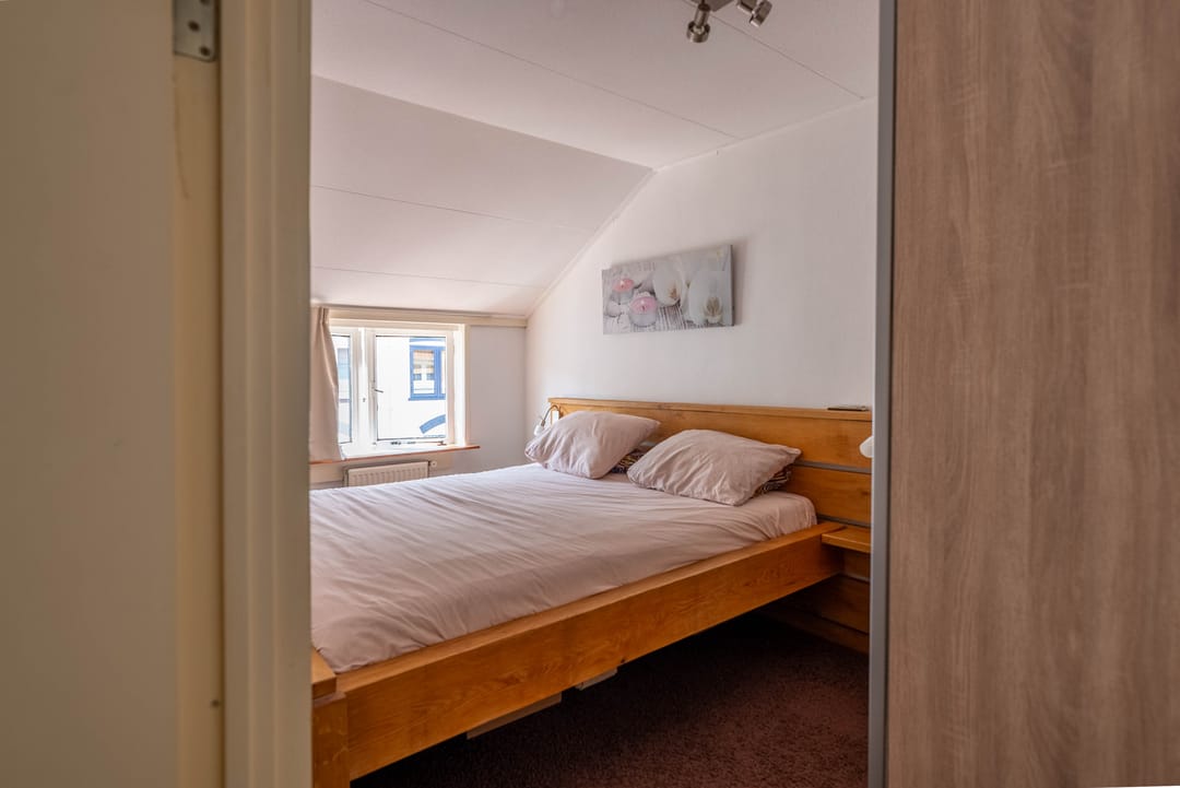 Foto 43 van De Ruijterstraat 37