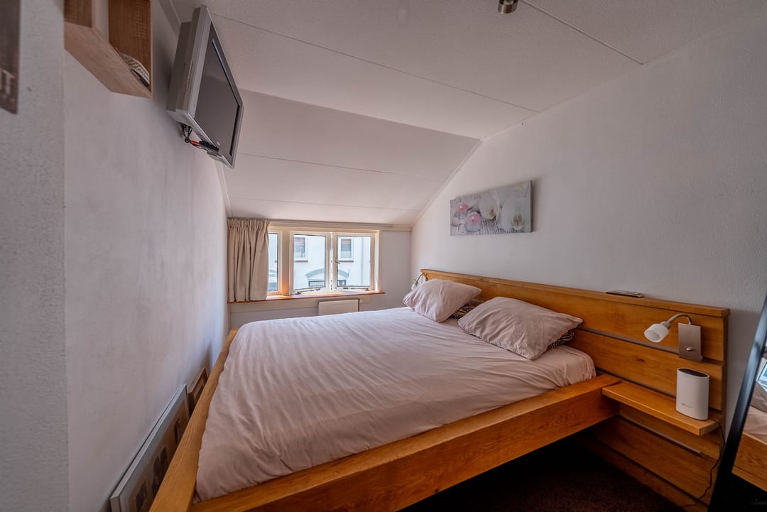 Foto 46 van De Ruijterstraat 37