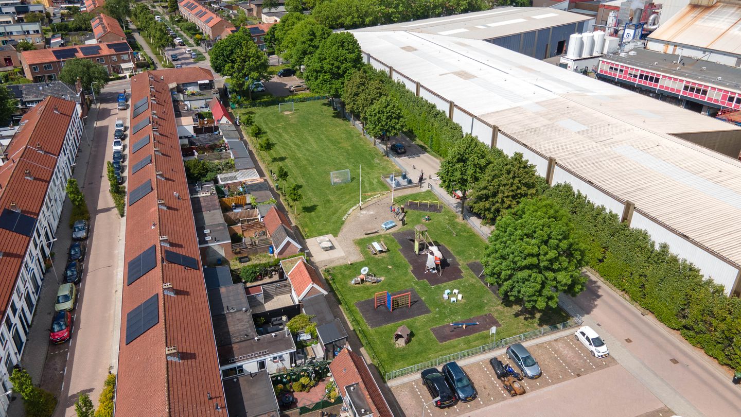 Foto 59 van De Ruijterstraat 37