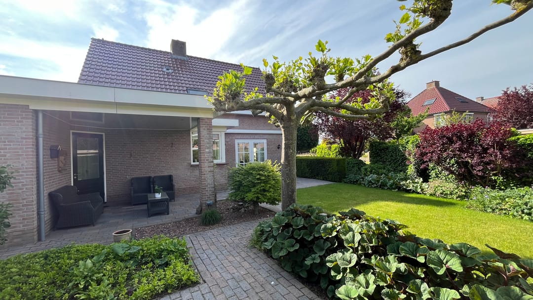 Photo 46 of Meander 34