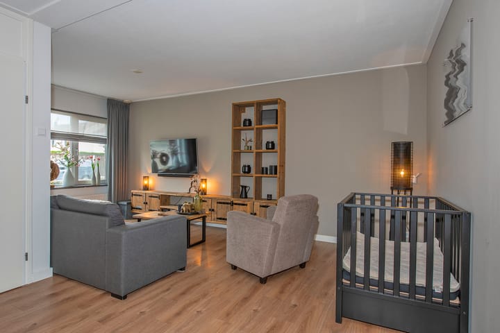 Foto 9 van Clematishof 66