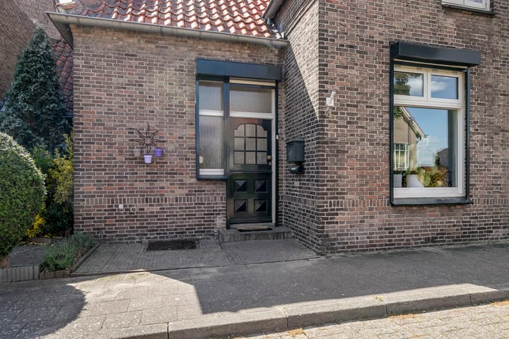 Foto 7 van Carnalaan 4