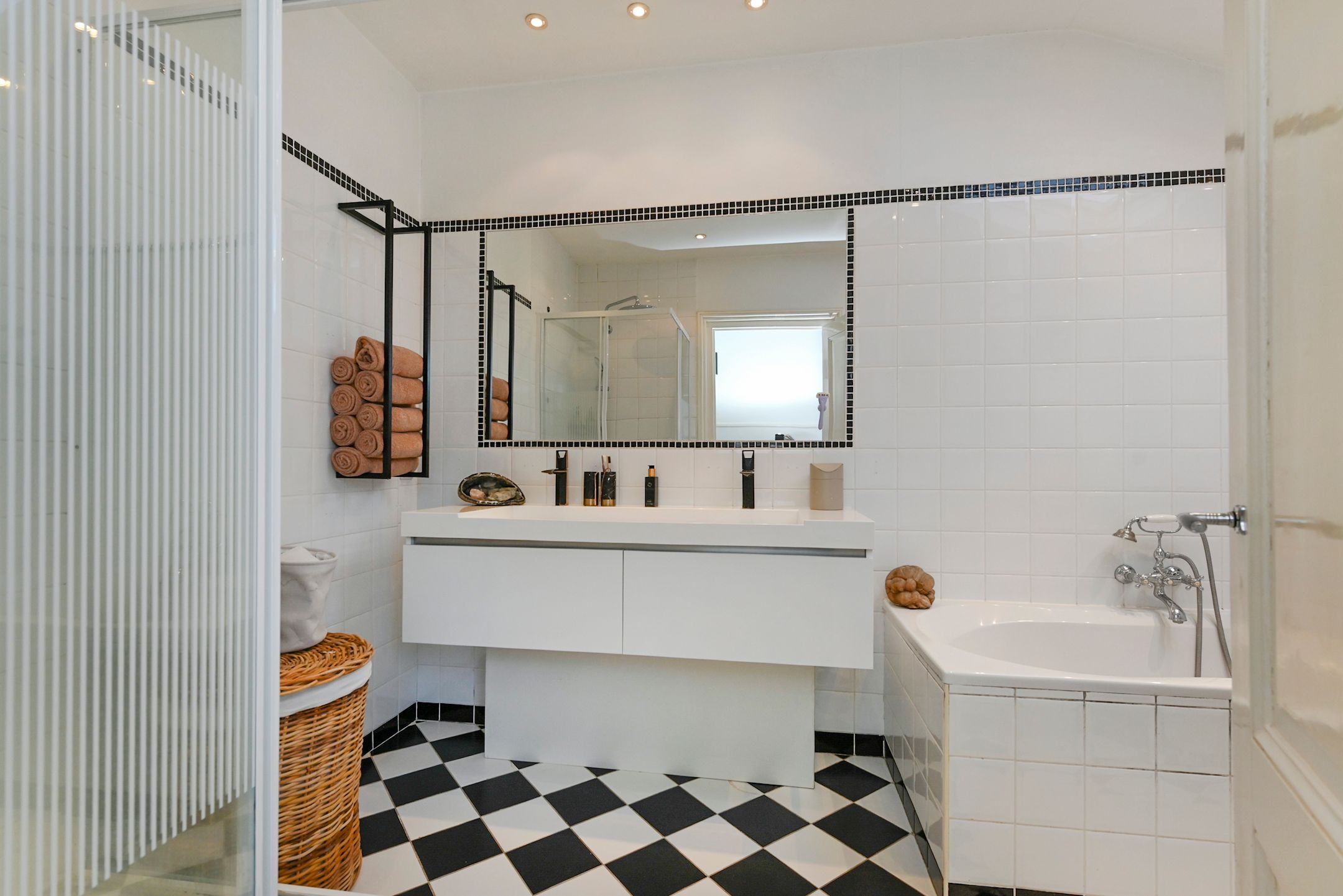 Foto 24 van Joan Maetsuyckerstraat 10