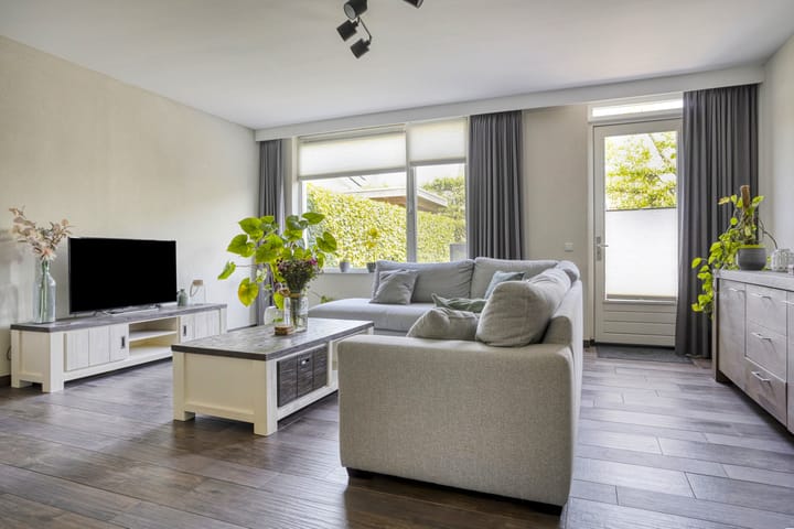 Foto 4 van Kamille 32