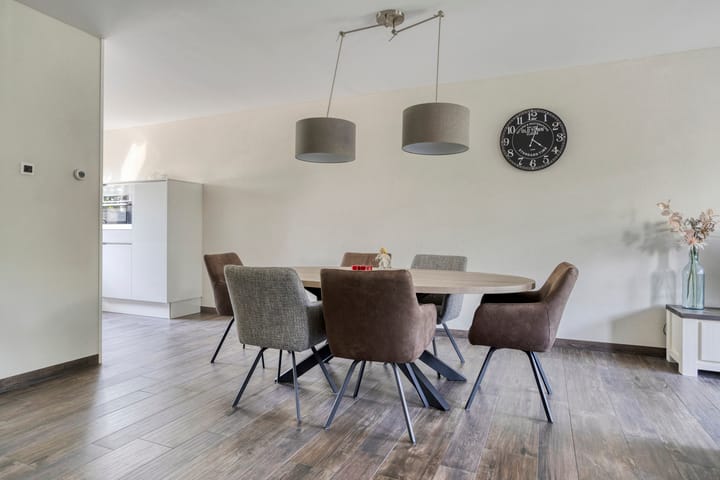 Foto 7 van Kamille 32