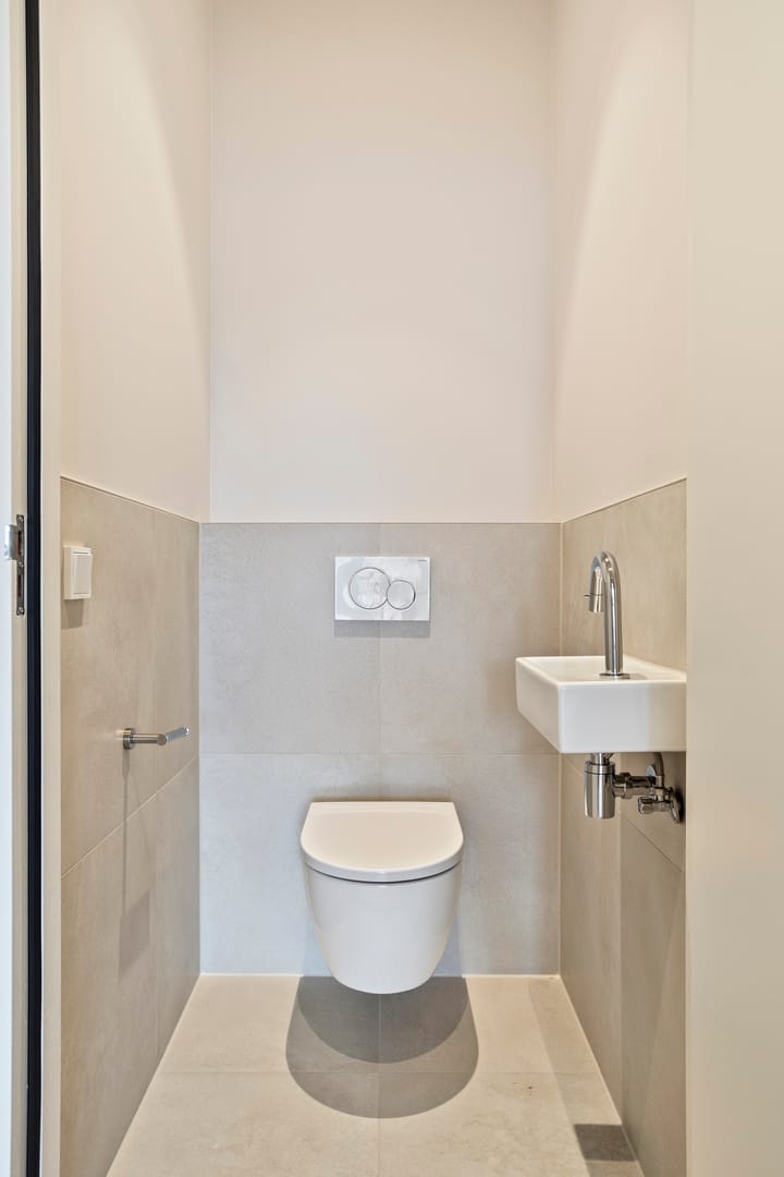 Photo 6 of Brabantse Turfmarkt 105