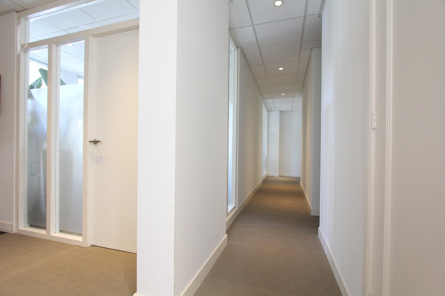 View photo 4 of Zandvoortselaan 101