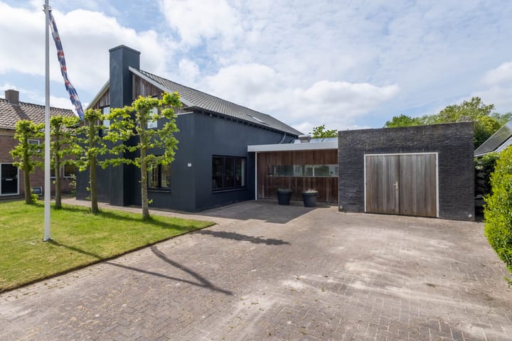 Photo 7 of Irenestraat 32