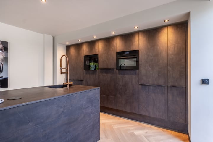 Photo 34 of Irenestraat 32