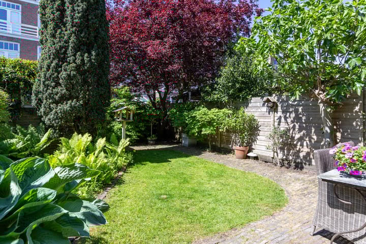 Photo 21 of Beeklaan 432