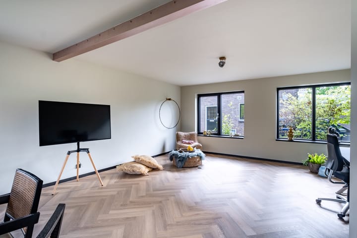 Photo 51 of Irenestraat 32