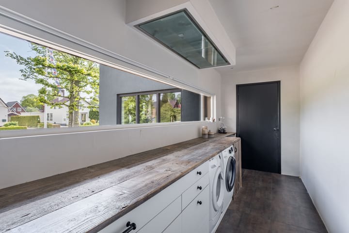 Photo 55 of Irenestraat 32