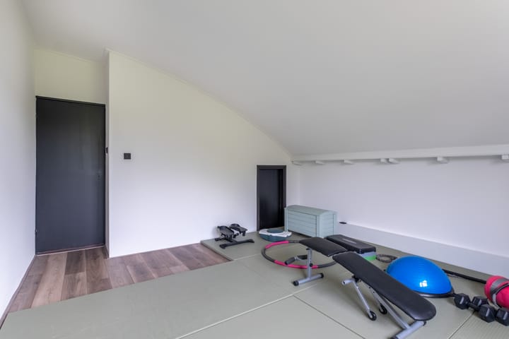 Photo 70 of Irenestraat 32