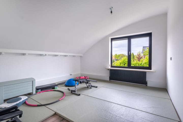 Photo 71 of Irenestraat 32