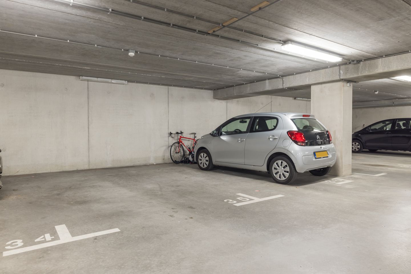 Foto 4 van Jan van Goyenplein 43