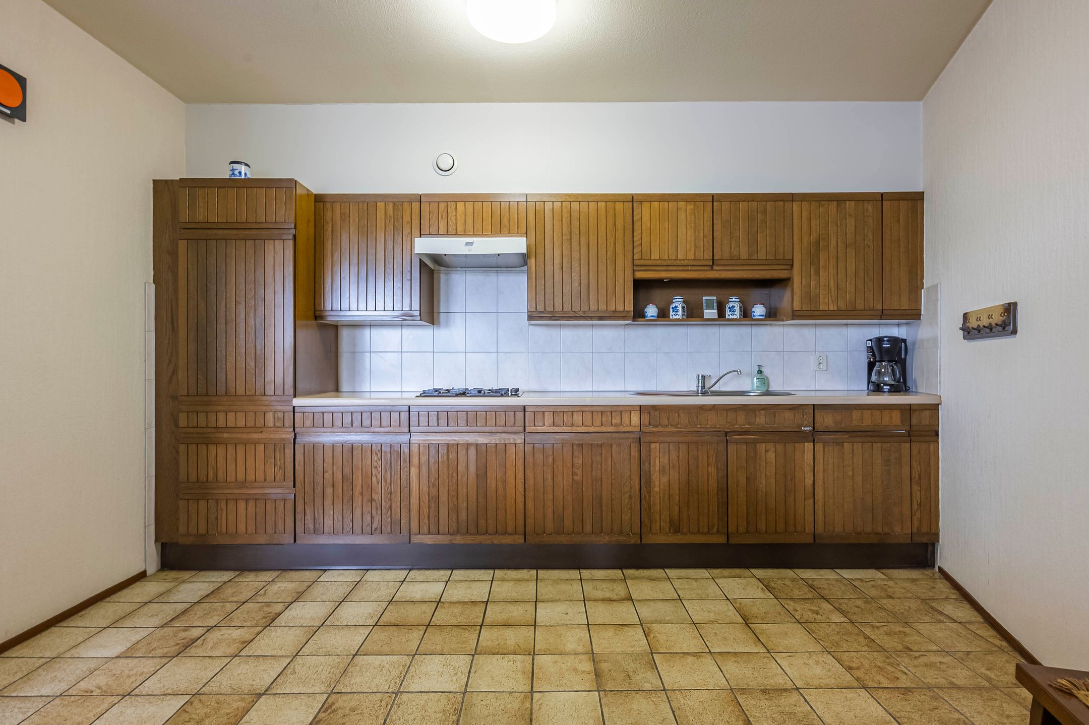 Photo 9 of Passage 32