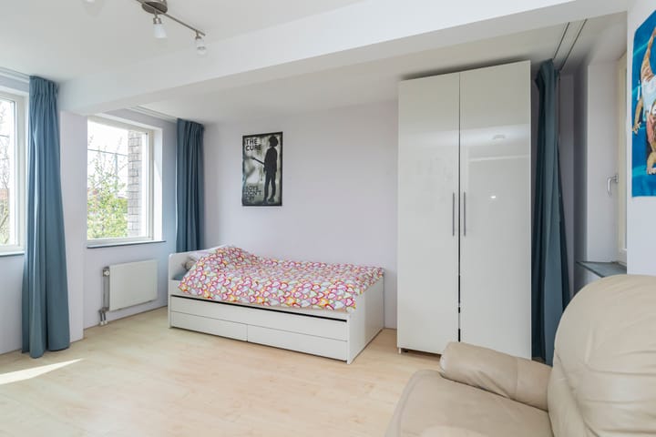 Foto 25 van Menno ter Braakstraat 76