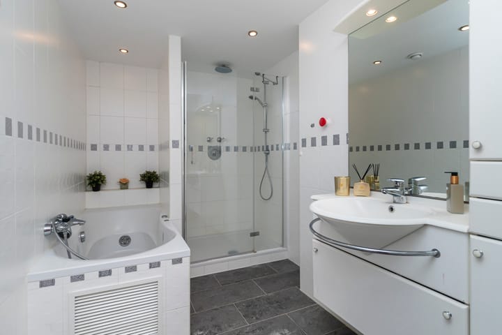 Foto 29 van Menno ter Braakstraat 76