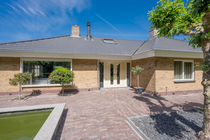 Foto 50 van Veenwal 28-A