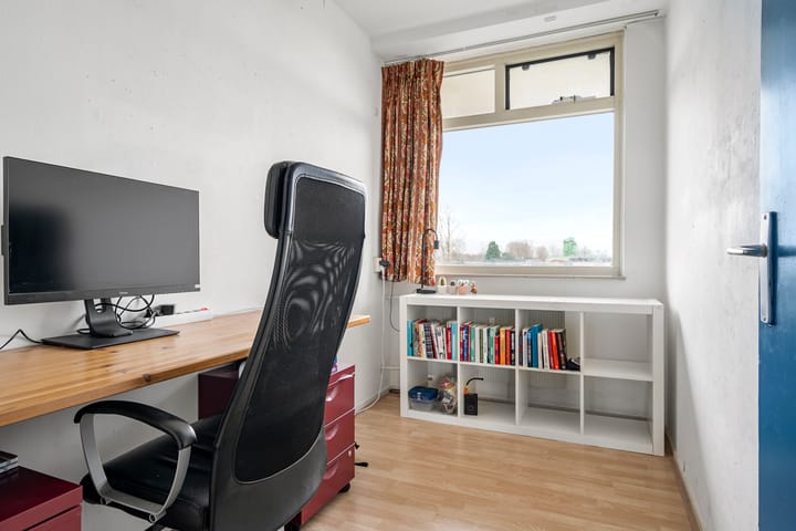 Photo 12 of Troelstraweg 73