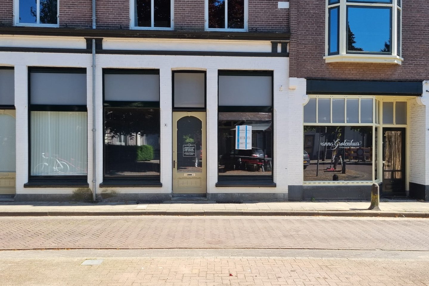 View photo 1 of Kerkstraat 6