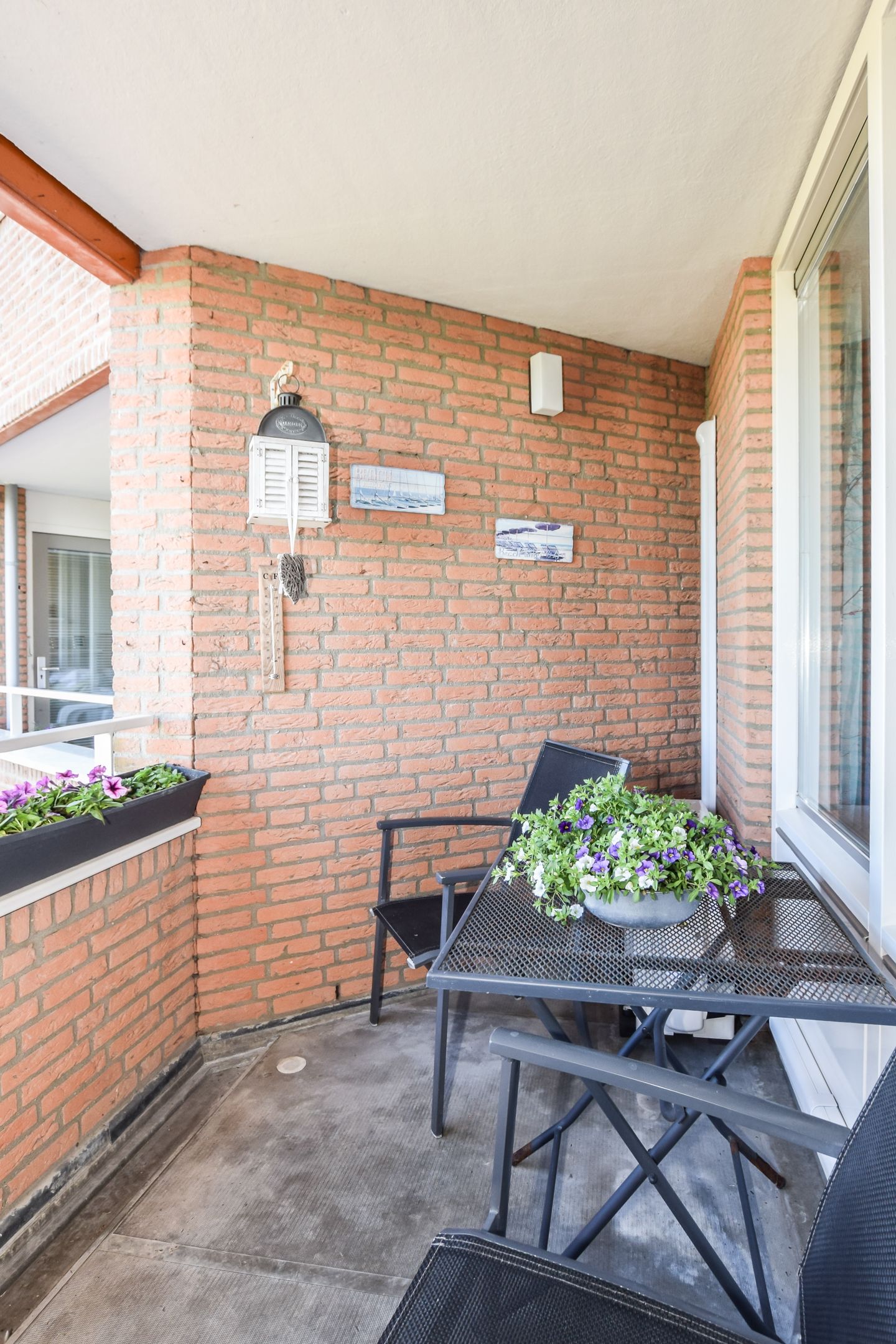 Foto 20 van Schout van Doernestraat 30