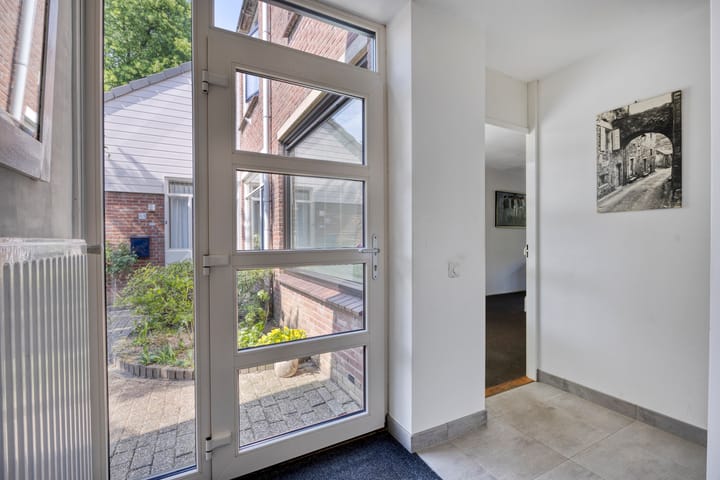 Photo 6 of Hermaat 85