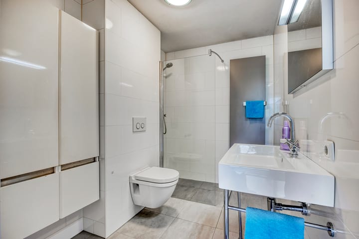 Photo 24 of Hermaat 85