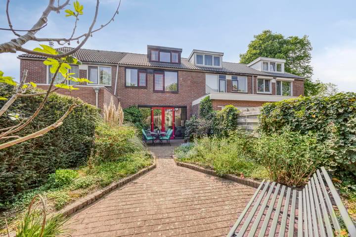 Photo 38 of Hermaat 85