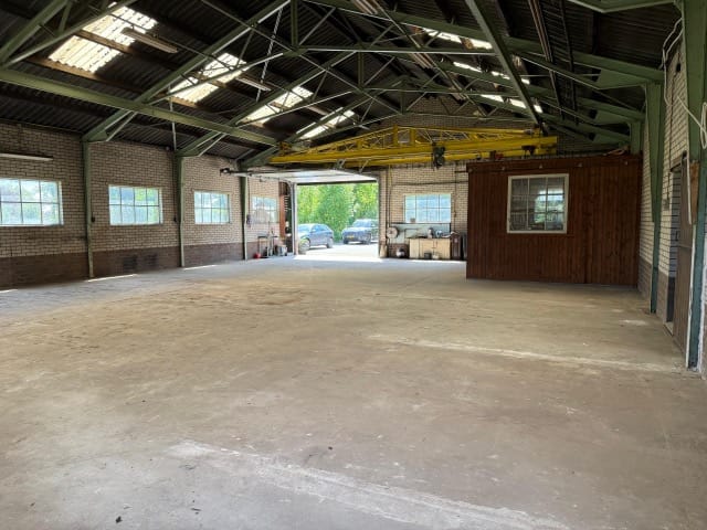 View photo 3 of Lopikerweg oost 121