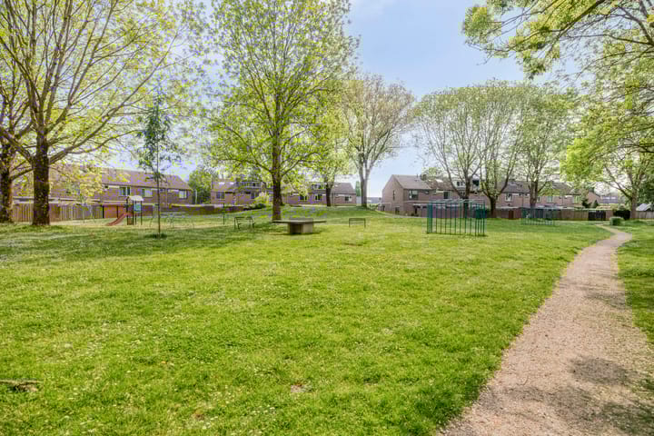 Photo 43 of Hermaat 85