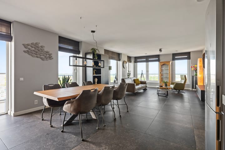 Photo 1 of President Kennedyplein 195