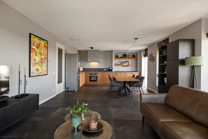 Photo 8 of President Kennedyplein 195