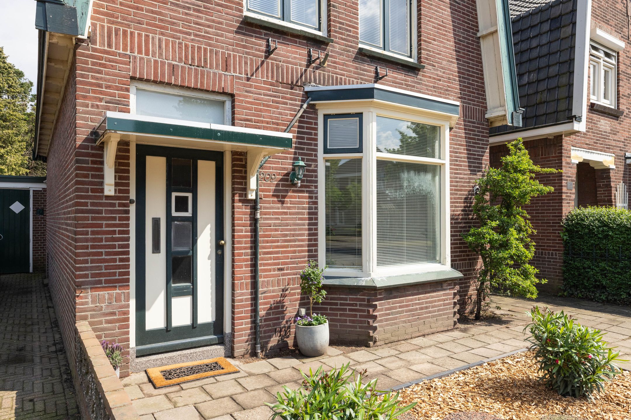 Foto 33 van Berfloweg 209